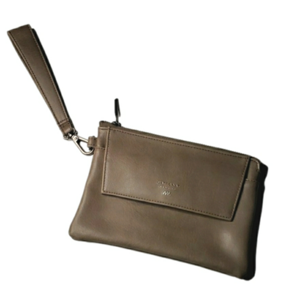 Matt & Nat Live Beautifully vegan recycled gray wristlet cuff clutch purse